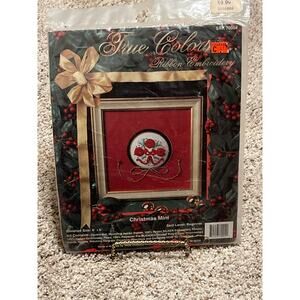True Colors Real Embroidery Christmas Mini 70004 Vintage